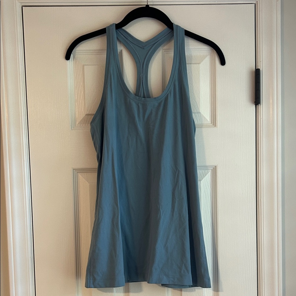 Lululemon blue sleeveless top SOFT